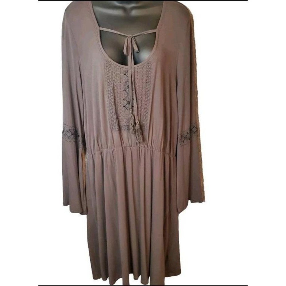 Knox Rose Women's XL Gray Knee Length Dress Embroidered Boho Keyhole Bell Sleeve